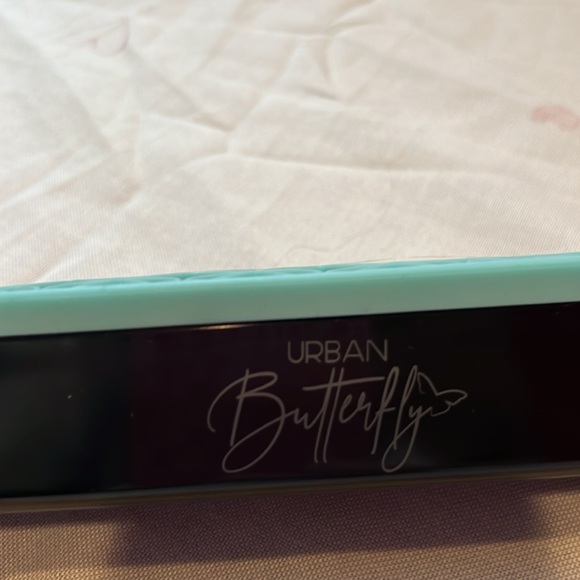 Black and Teal Makeup Organizer - Picture 2 of 3